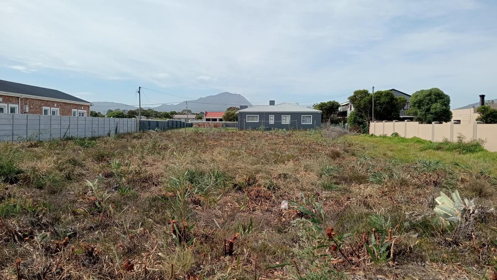 1 335 m² Land available in Fisherhaven