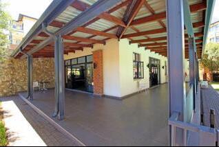 3 Bedroom Apartment in Kyalami AH