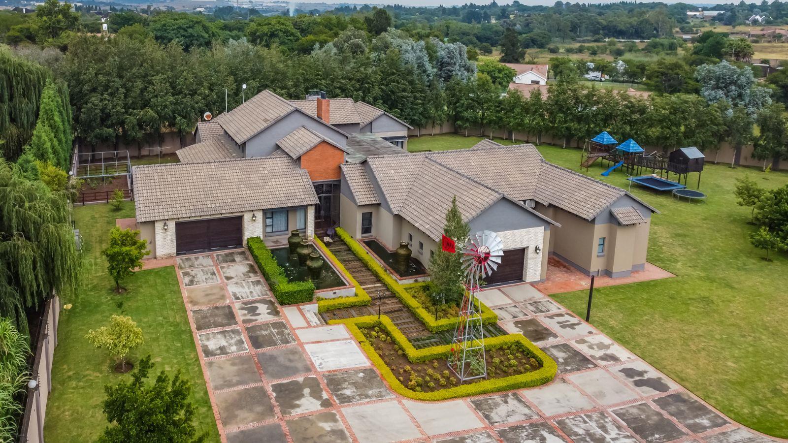 5 Bedroom House in Raslouw AH