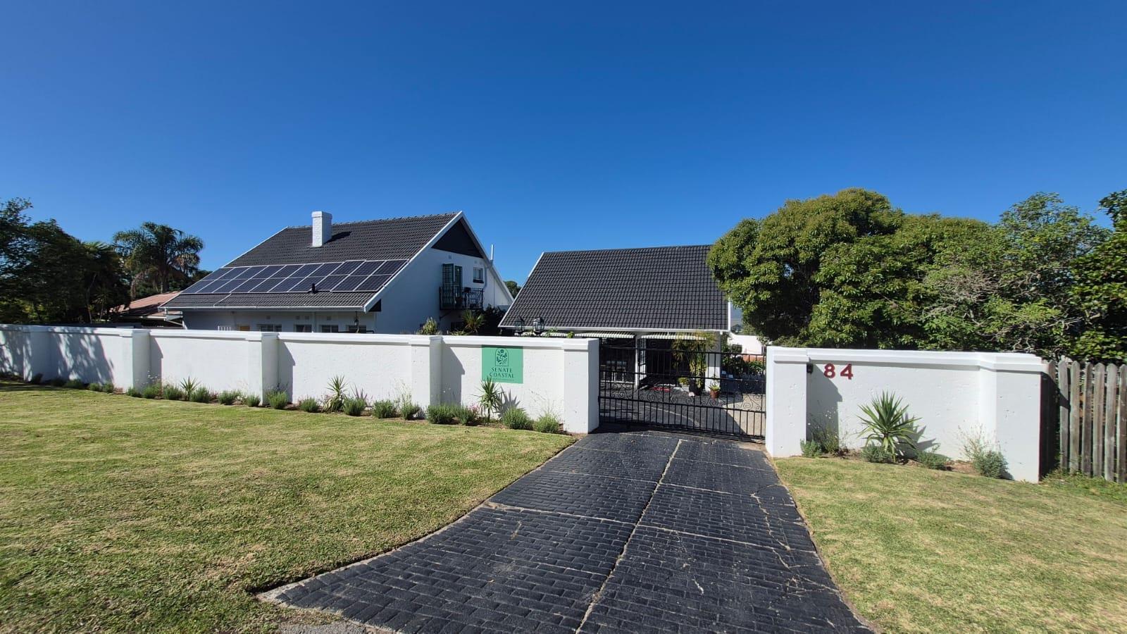 7 Bedroom House in Old Place