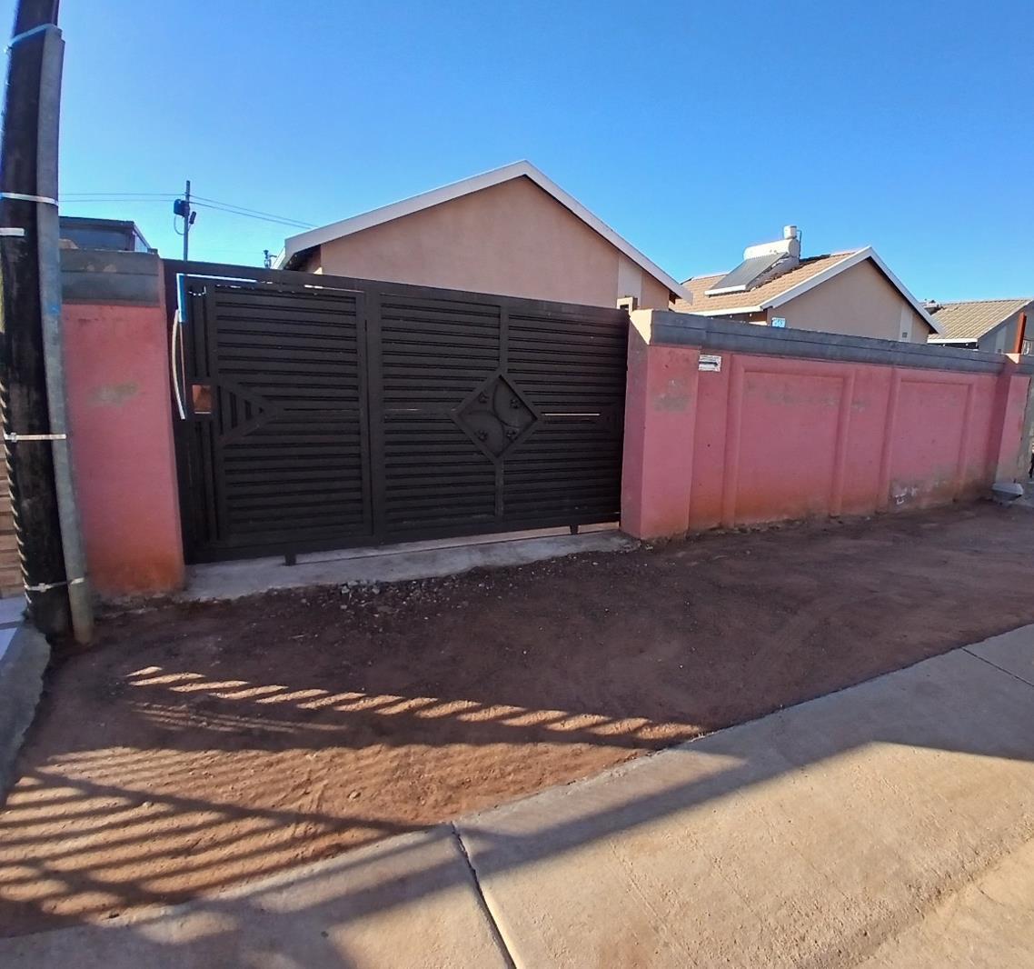 2 Bedroom House in Savanna City