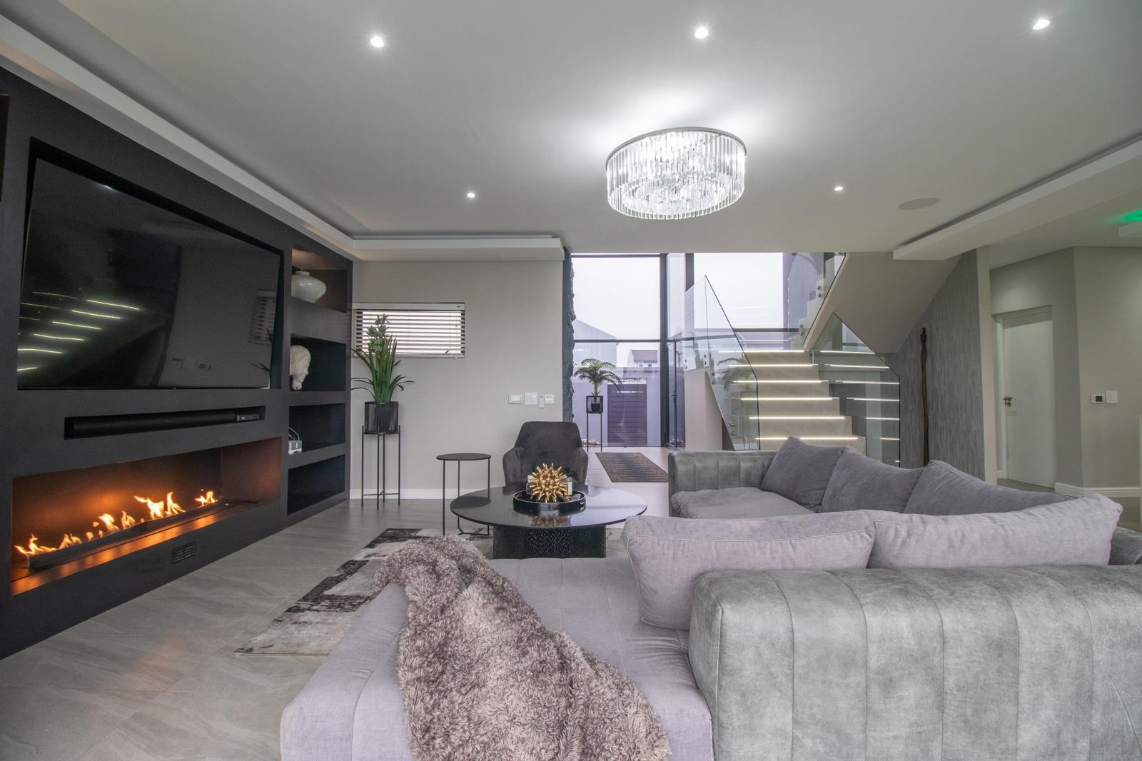 4 Bedroom House in Parklands North