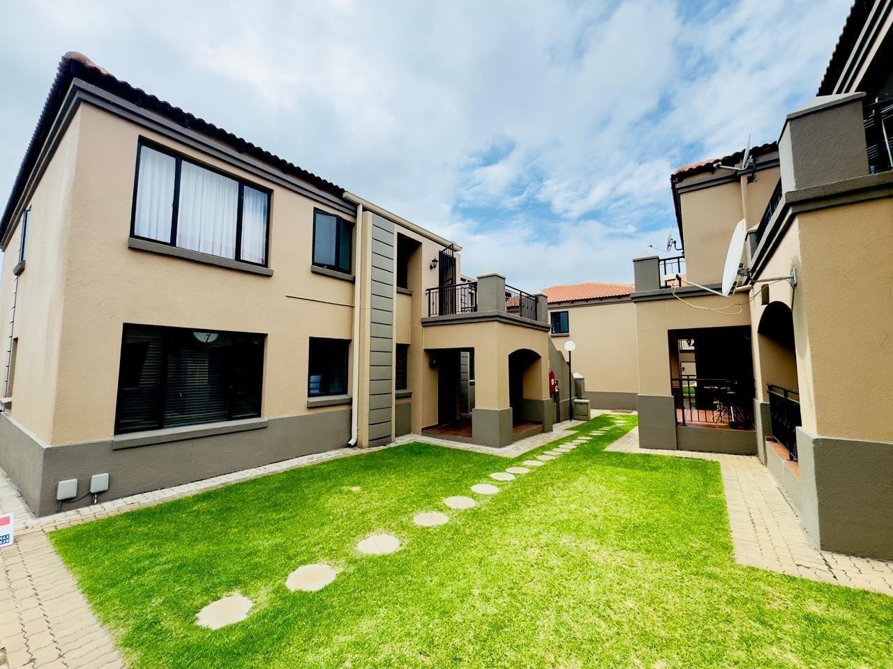 1 Bedroom Townhouse in Meyersdal