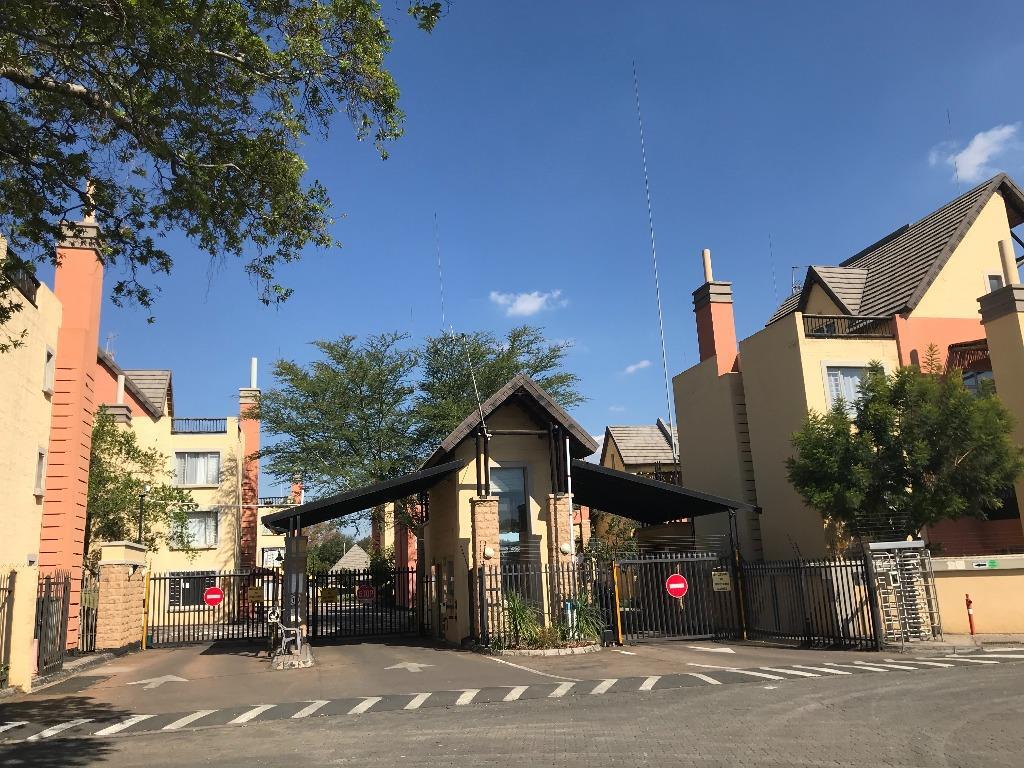 1 Bedroom Apartment in Clubview