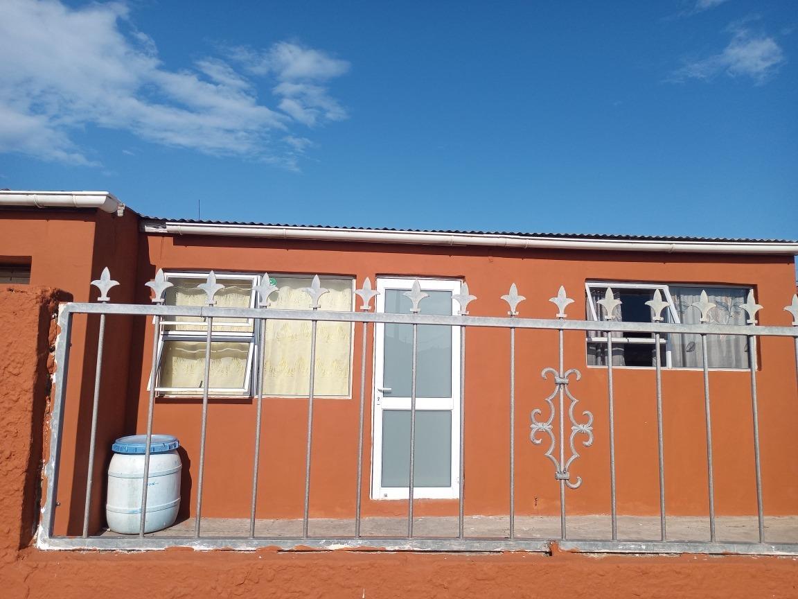 2 Bedroom House in Bethelsdorp