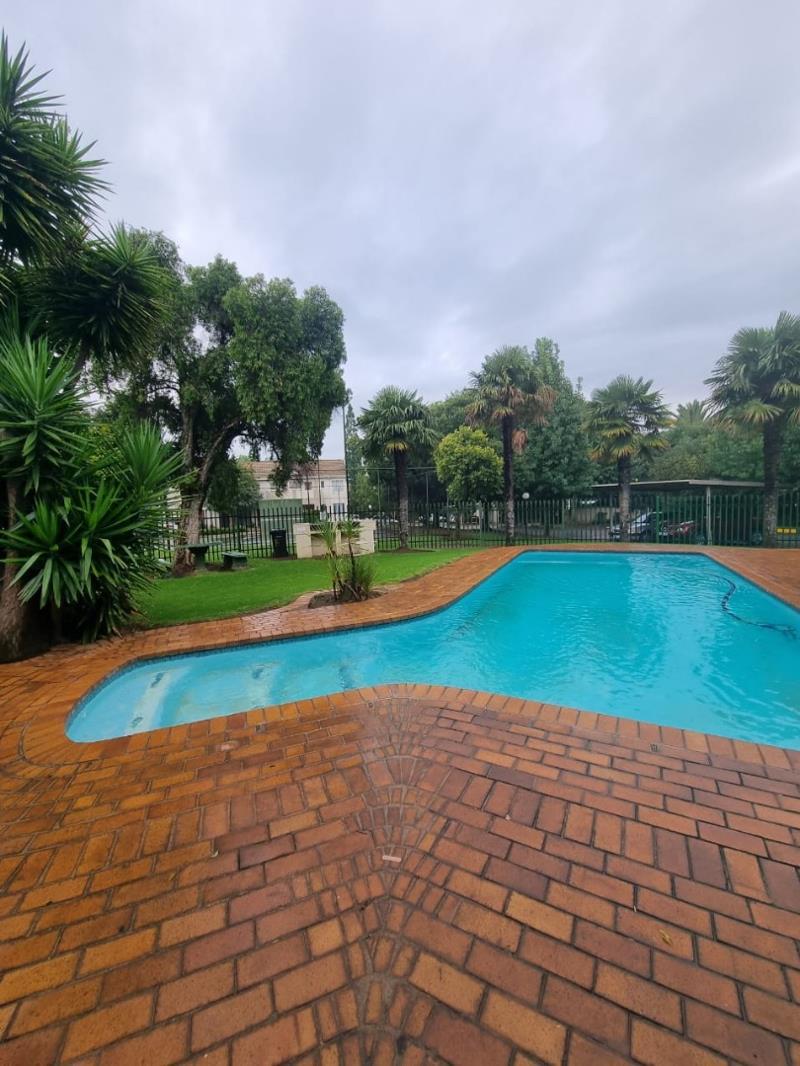 2 Bedroom Apartment in Eden Glen