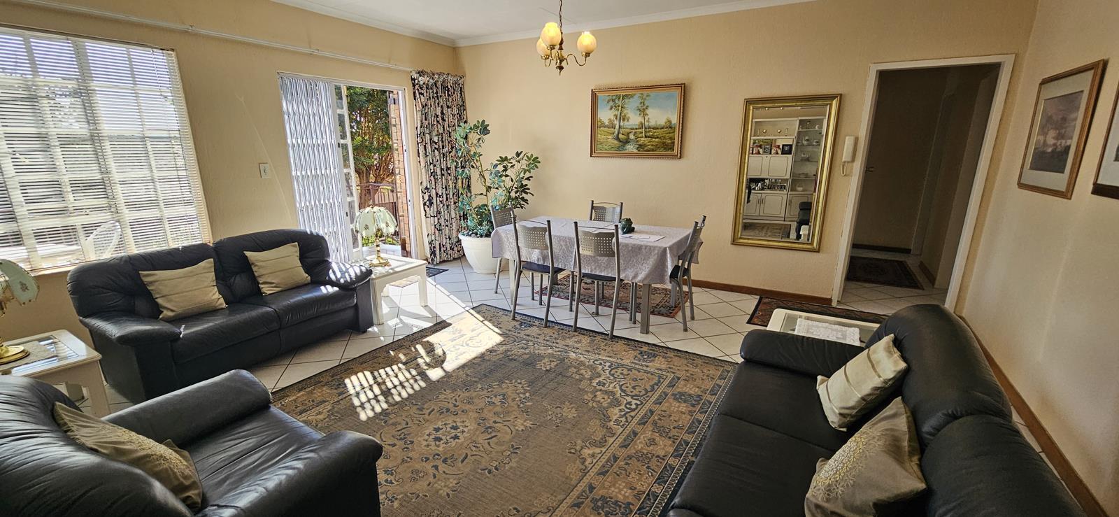 3 Bedroom Townhouse in New Redruth