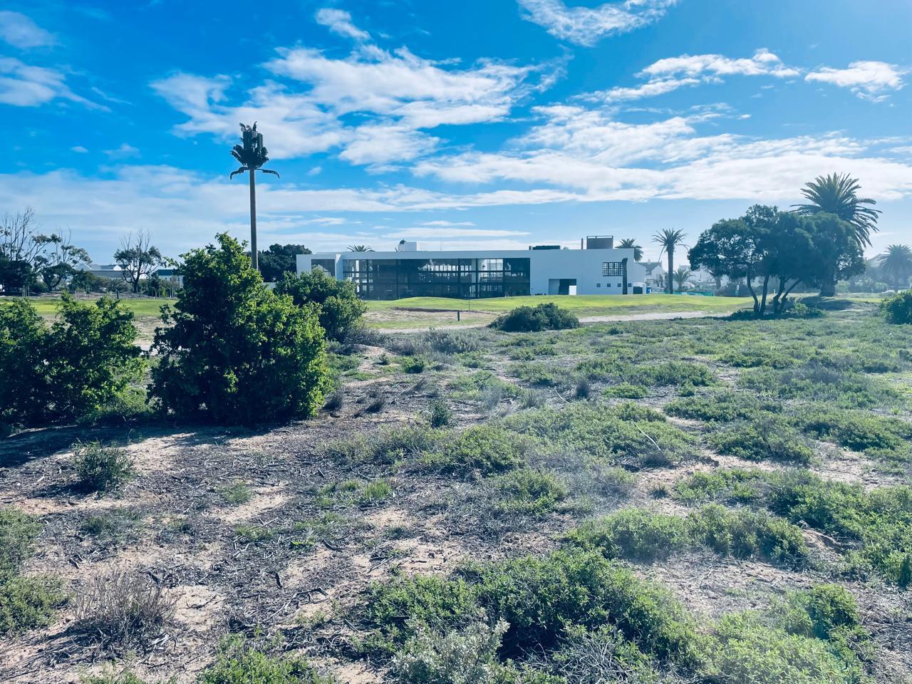 448 m² Land available in Shelley Point