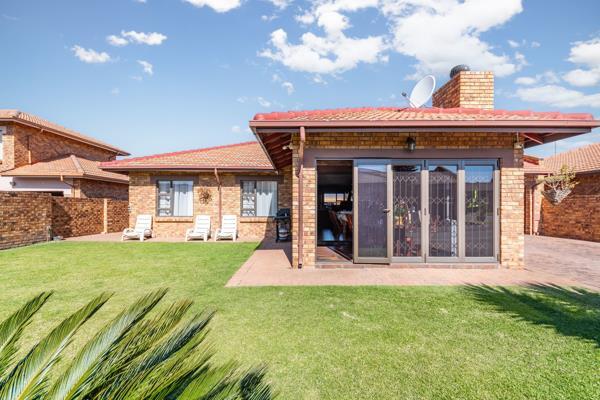 3 Bedroom Cluster in Bartlett