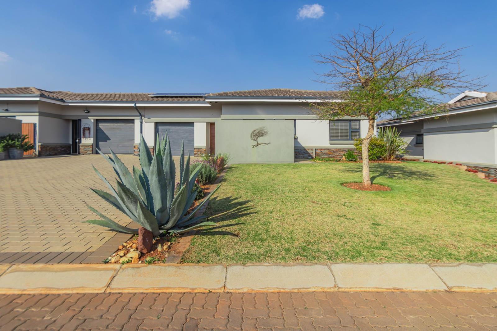 2 Bedroom Cluster in Benoni AH