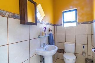3 Bedroom House in Mulbarton