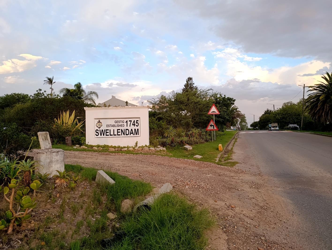 1 155 m² Land available in Swellendam