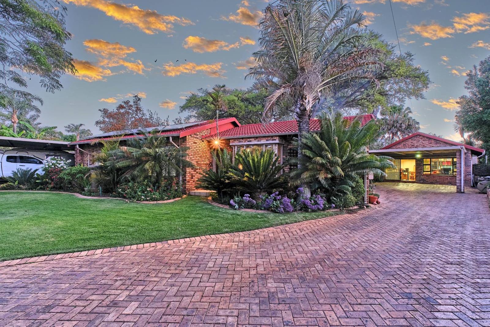 3 Bedroom House in Strubens Valley