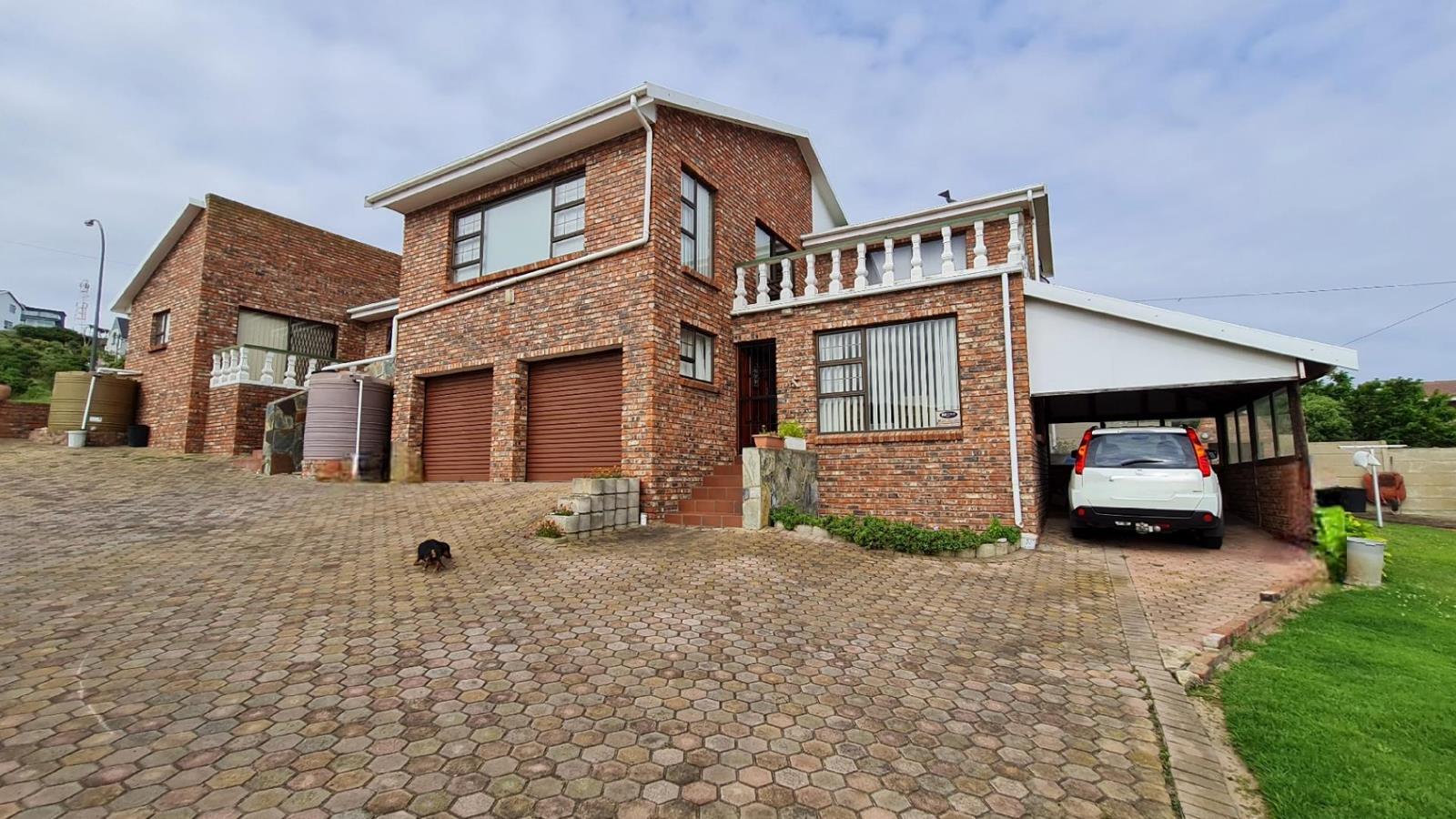 3 Bedroom House in Dana Bay