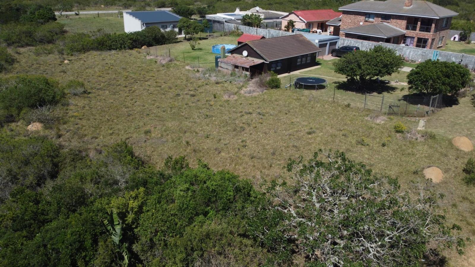 1 407 m² Land available in Riversbend