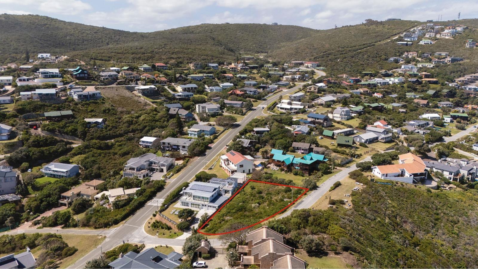 1 120 m² Land available in Brenton on Sea