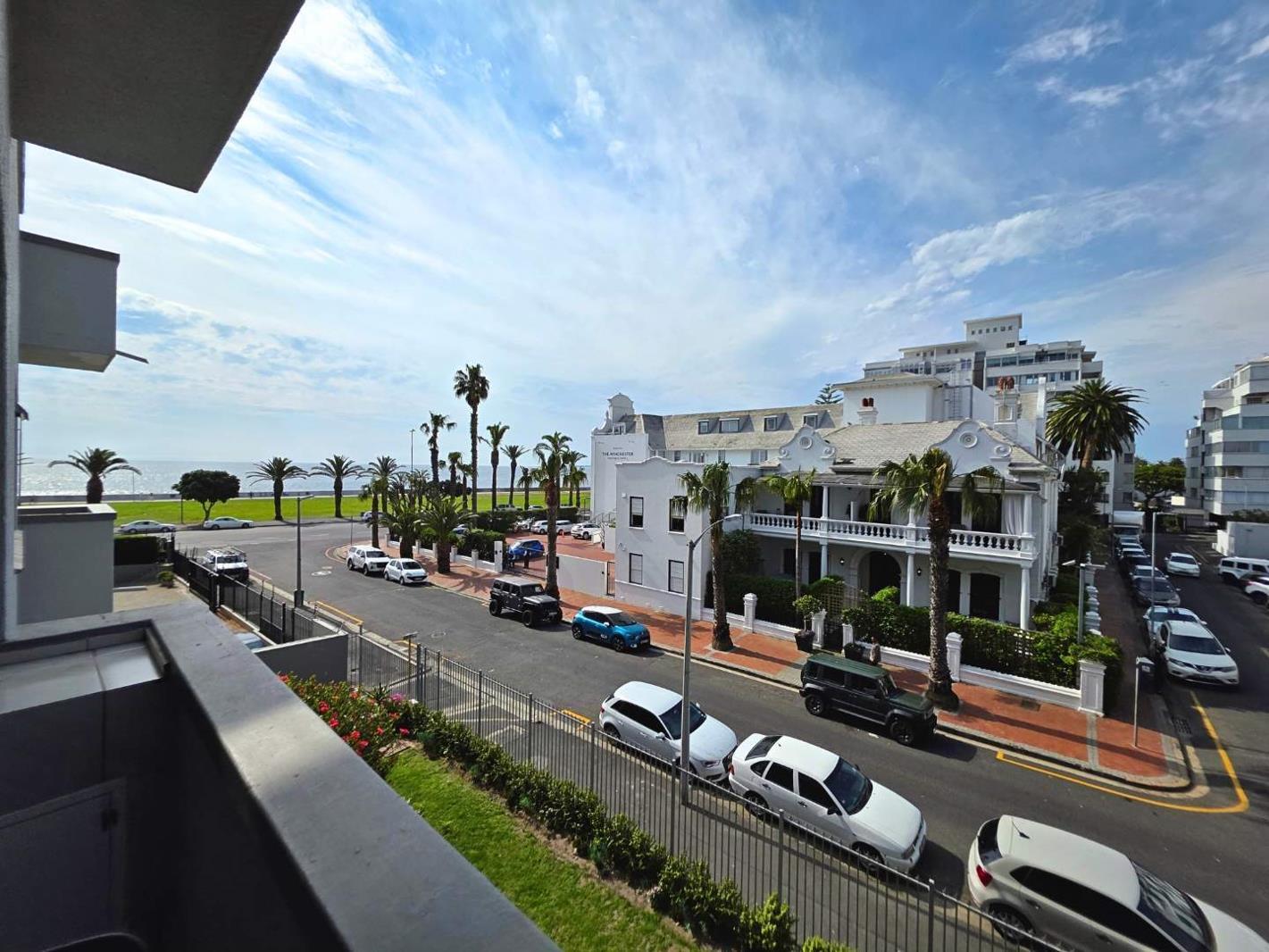 1 Bedroom Apartment in Sea Point