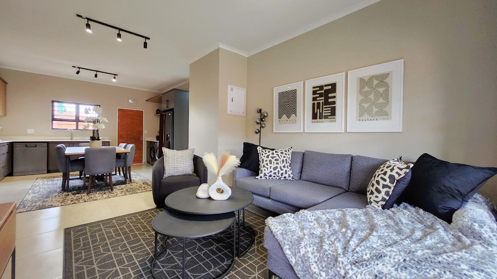 3 Bedroom Townhouse in Rietvalleirand