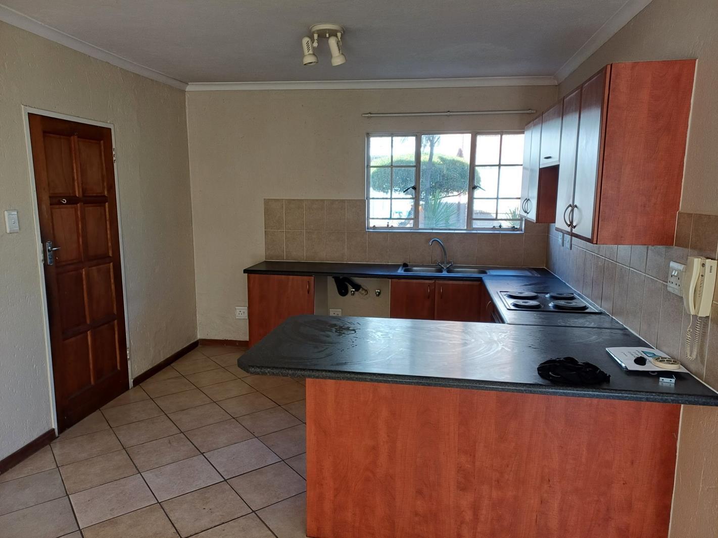 2 Bedroom Flat in Heuweloord