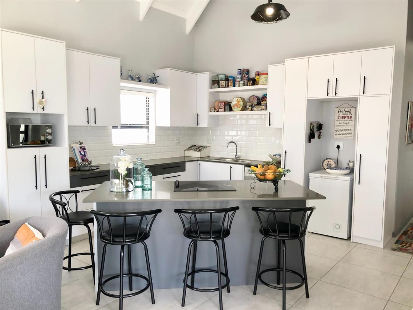 3 Bedroom House in Jacobs Bay