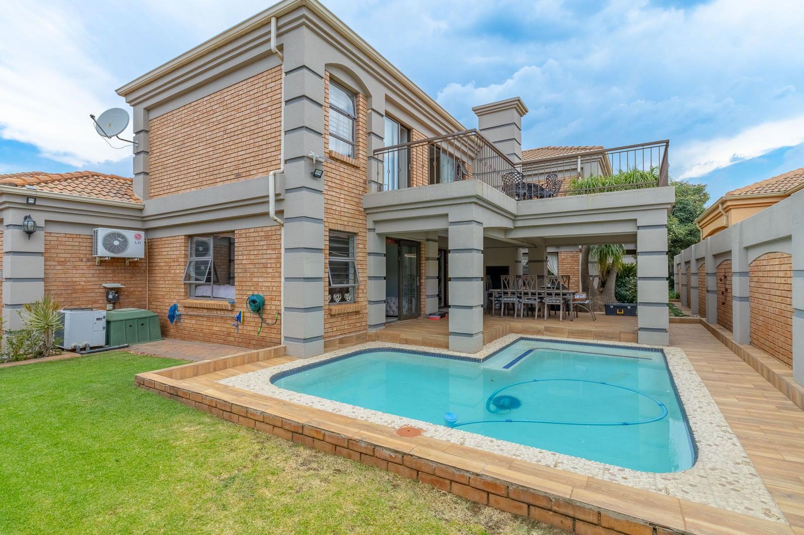 3 Bedroom House in Bartlett