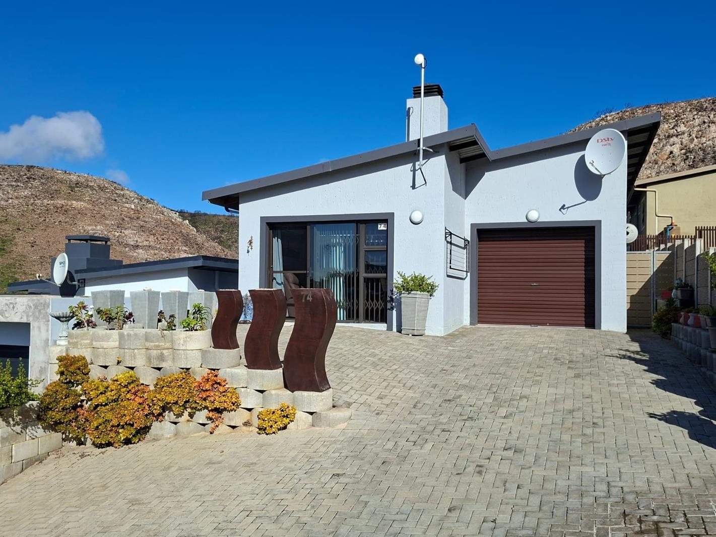 2 Bedroom House in Island View