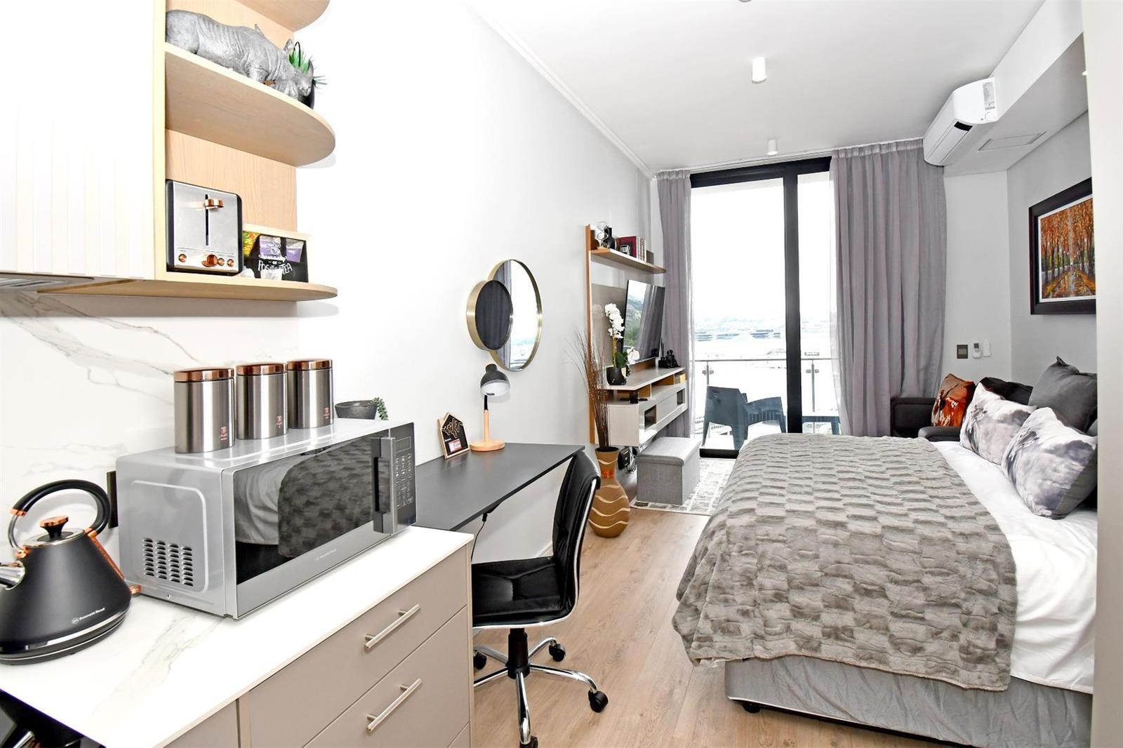 1 Bedroom Apartment in Waterfall
