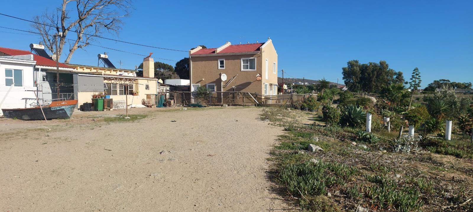 339 m² Land available in Britannia Bay