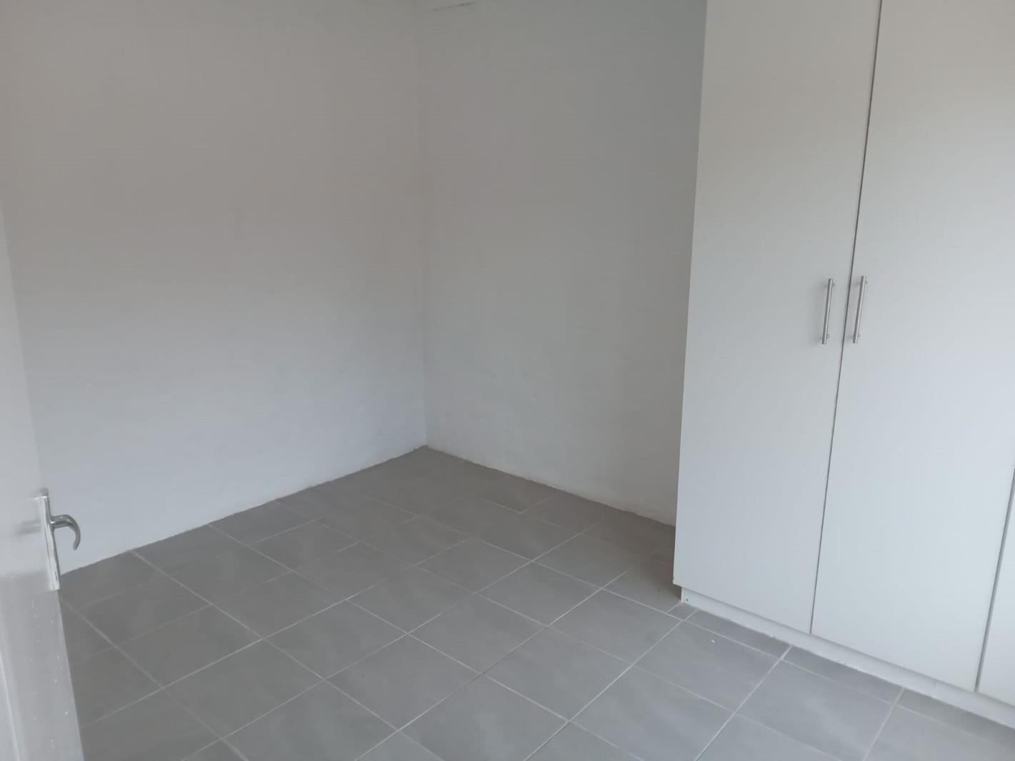 2 Bedroom House in Mnandi AH