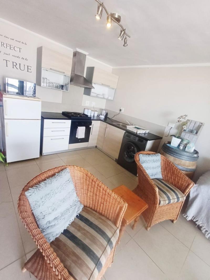 2 Bedroom Apartment in Gansbaai and surrounds