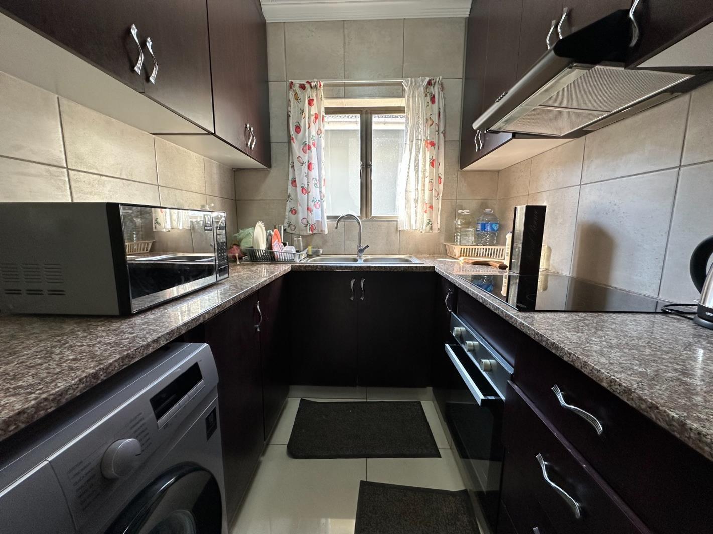 1.5 Bedroom Apartment in Essenwood