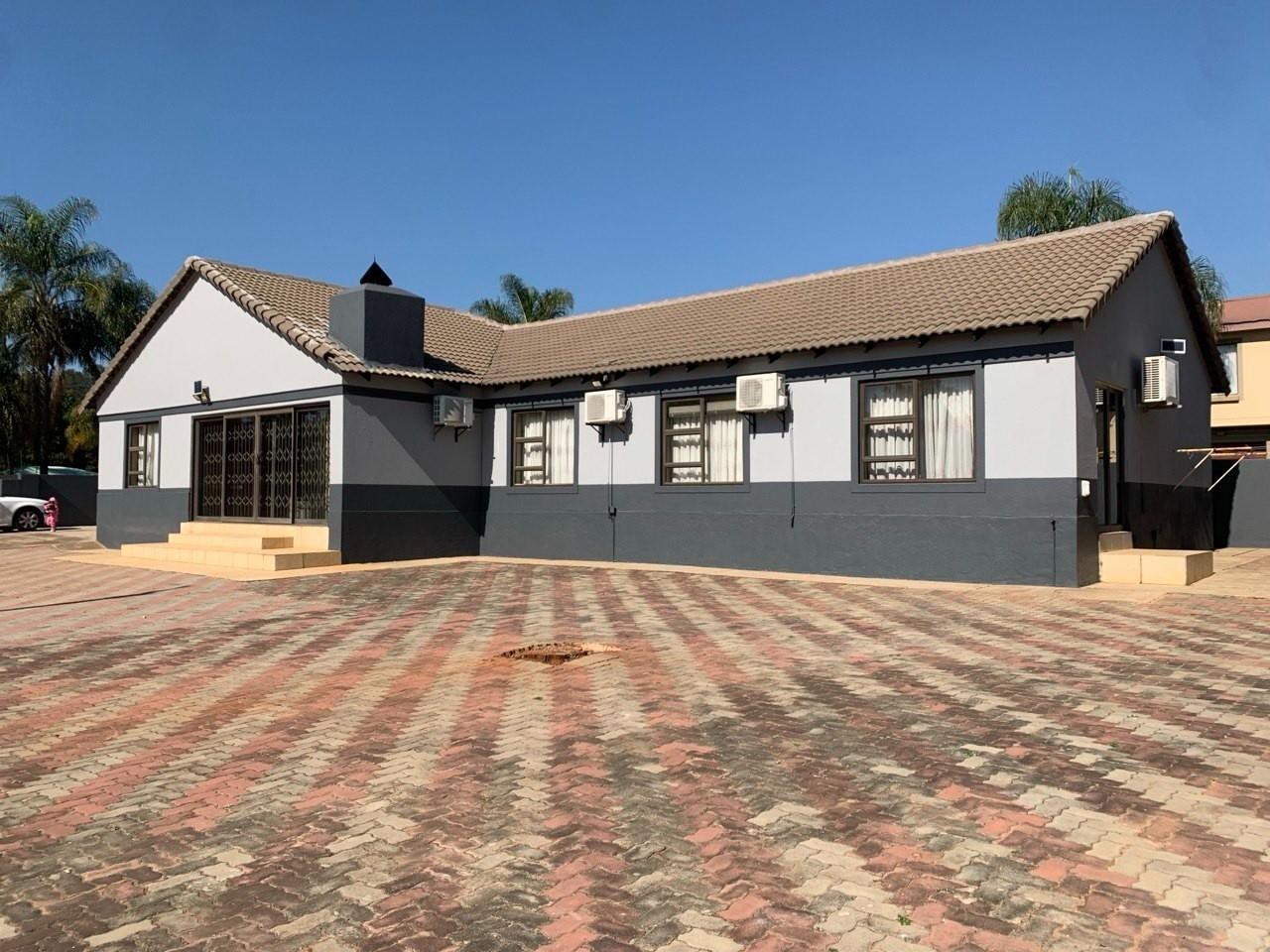 4 Bedroom House in Heatherview