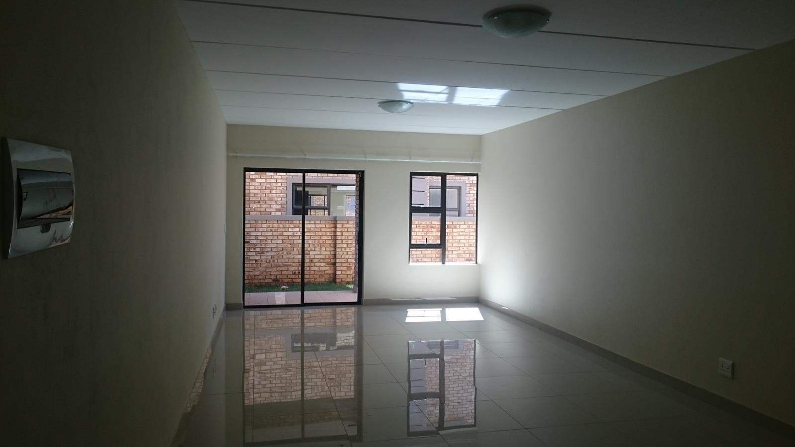 3 Bedroom Apartment in Westwood