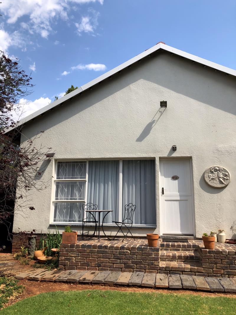 1 Bedroom Garden Cottage in Robin Hills