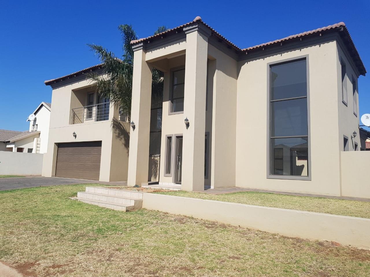 3 Bedroom House in Monavoni