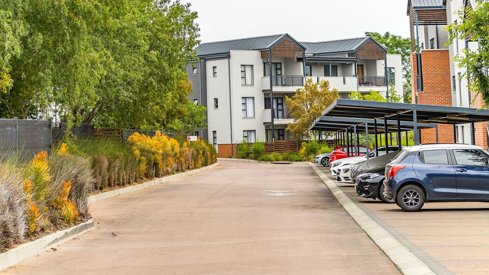 1 Bedroom Apartment in Carlswald Estate