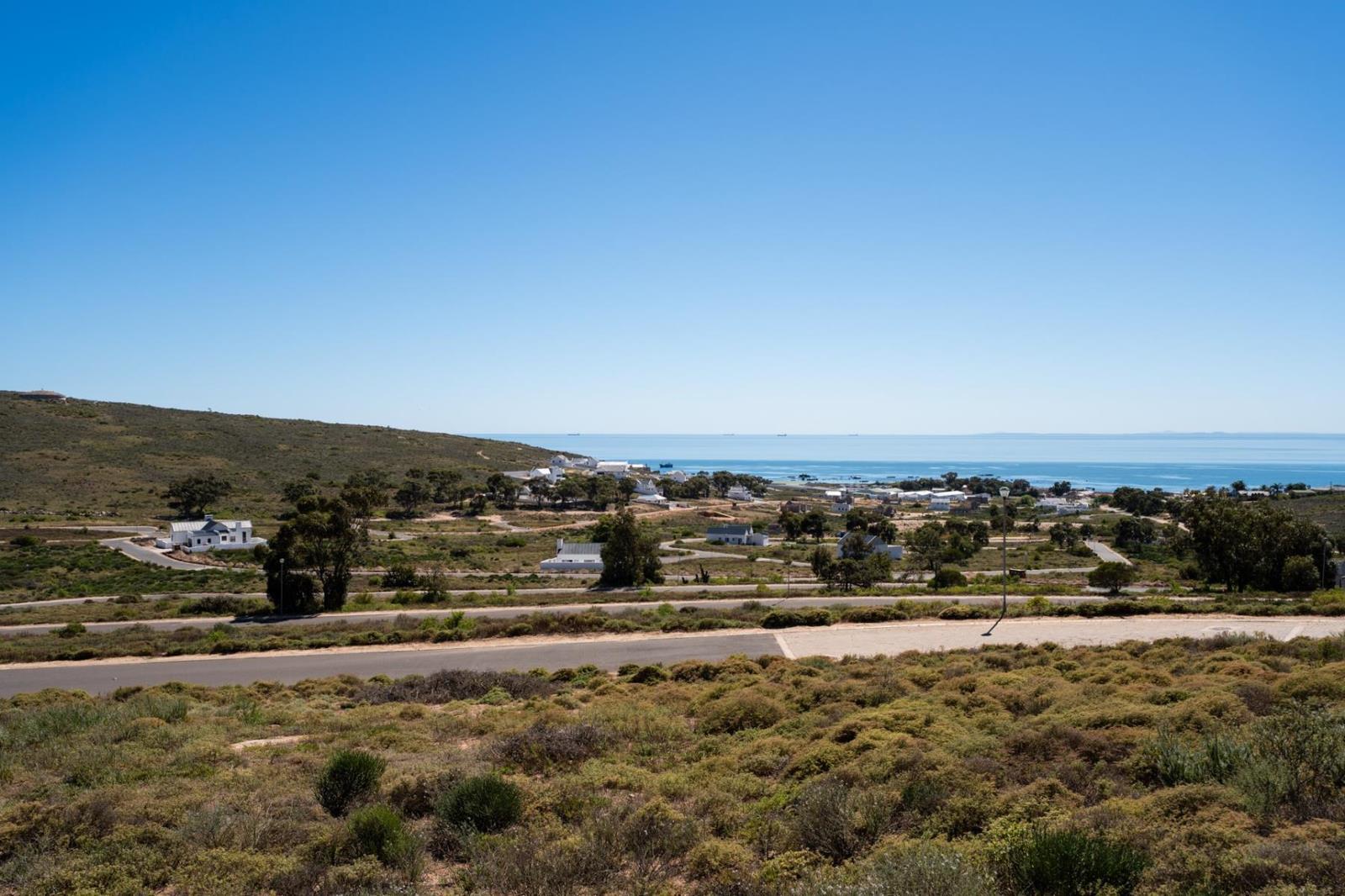 502 m² Land available in St Helena Views