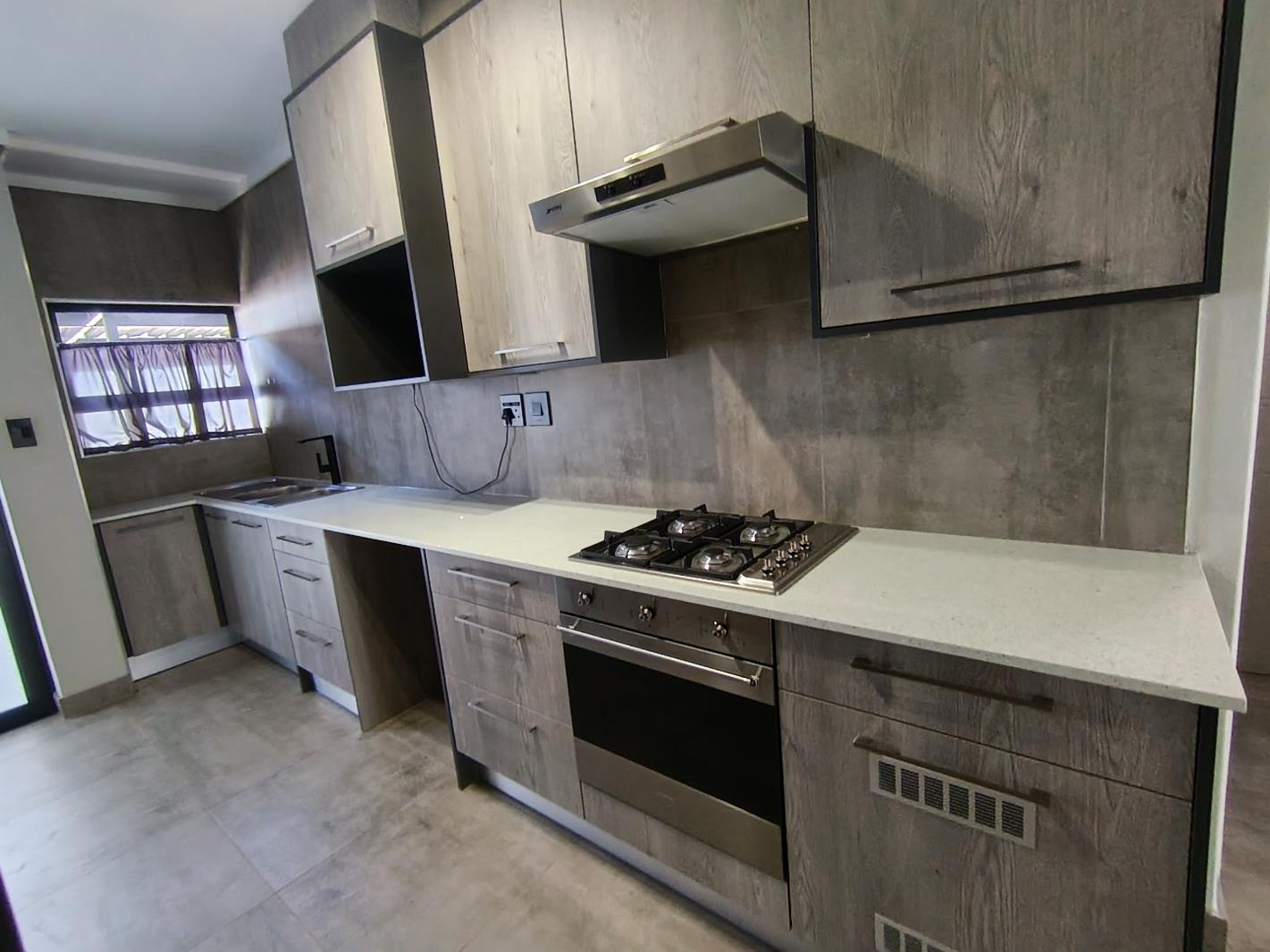 2 Bedroom Apartment in Rynfield