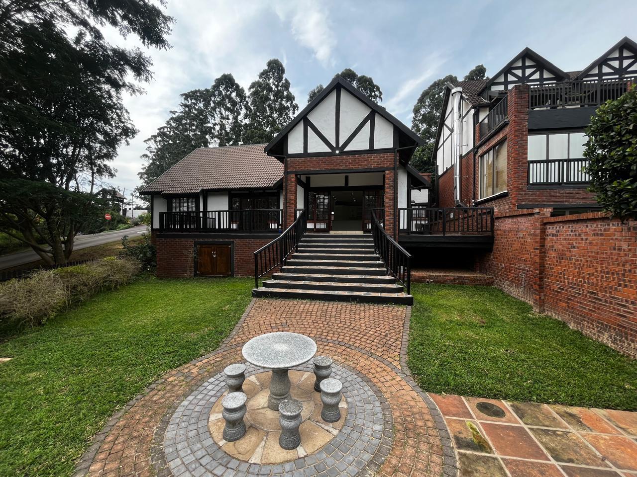 4 Bedroom House in Hillcrest Central