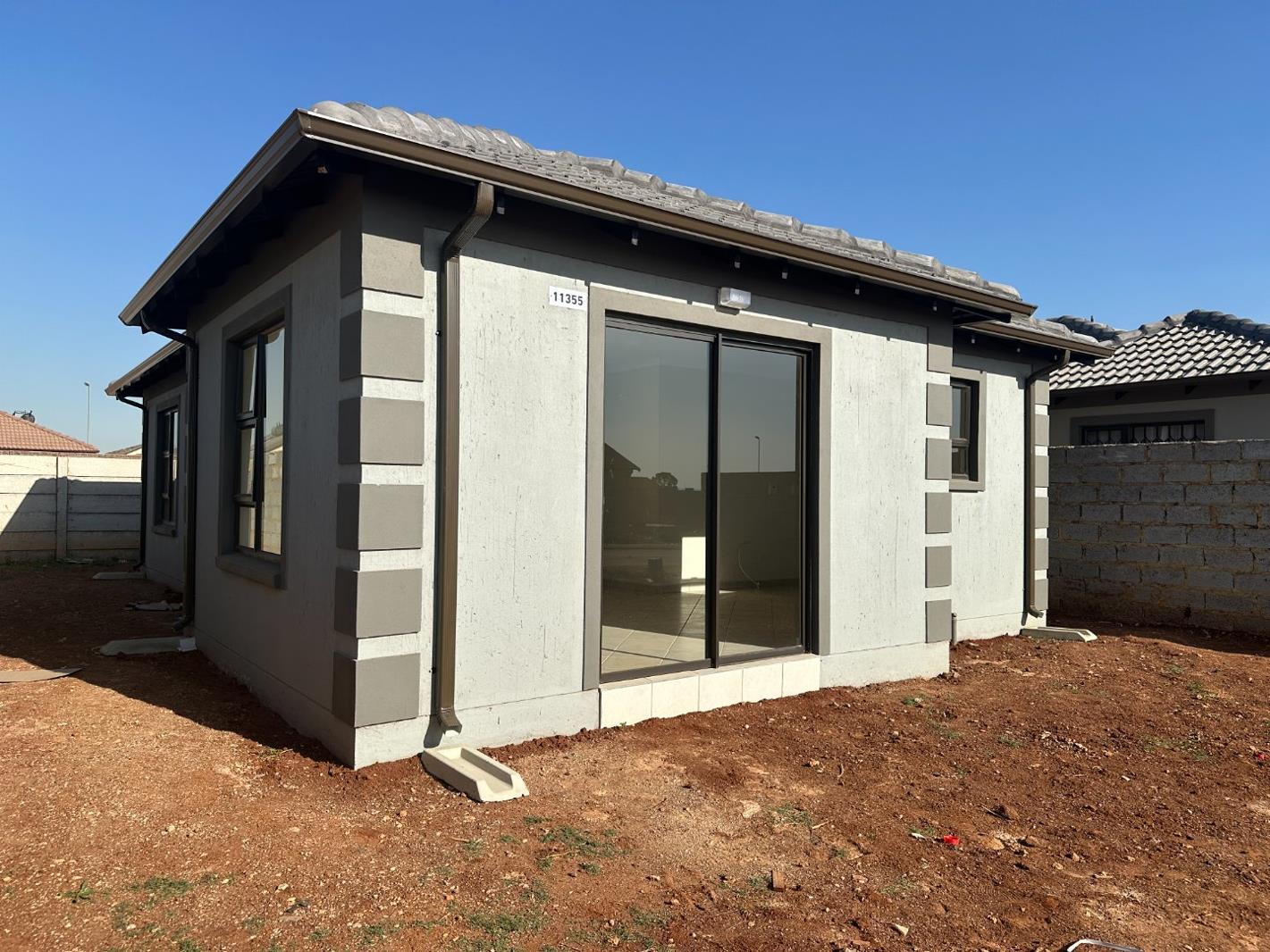 2 Bedroom House in Salfin