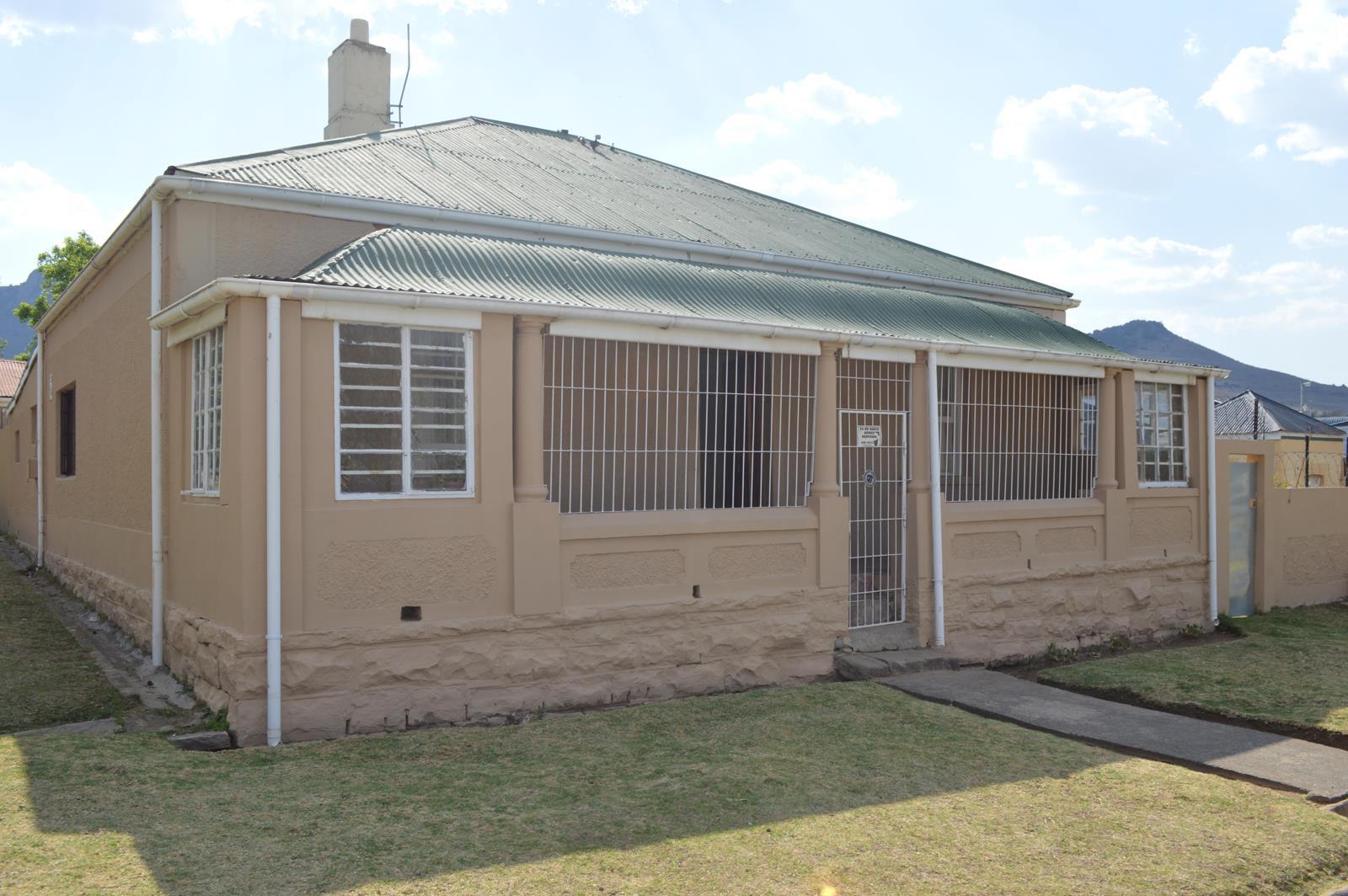 3 Bedroom House in Cathcart