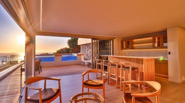 4 Bedroom House in Mossel Bay Central