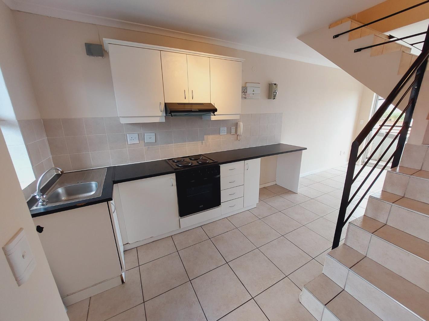 2 Bedroom Apartment in Uitzicht