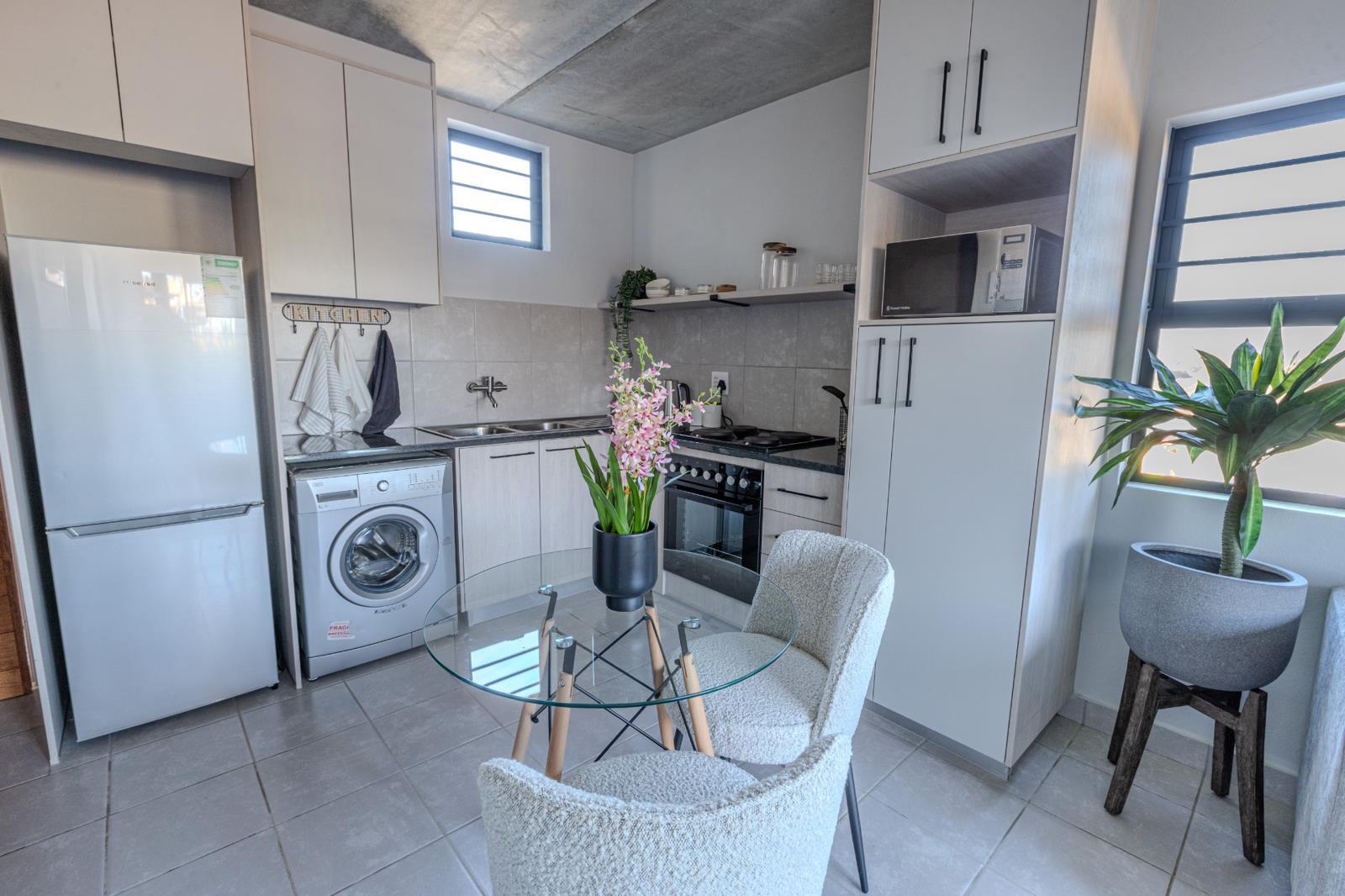 1 Bedroom Apartment in Hennopspark