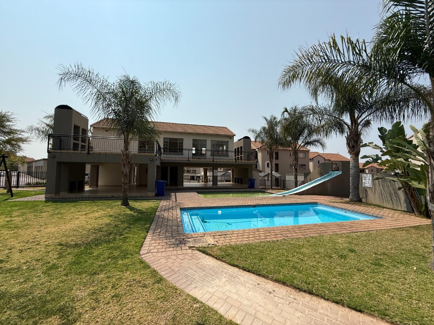 2 Bedroom Apartment in Paramount Estate