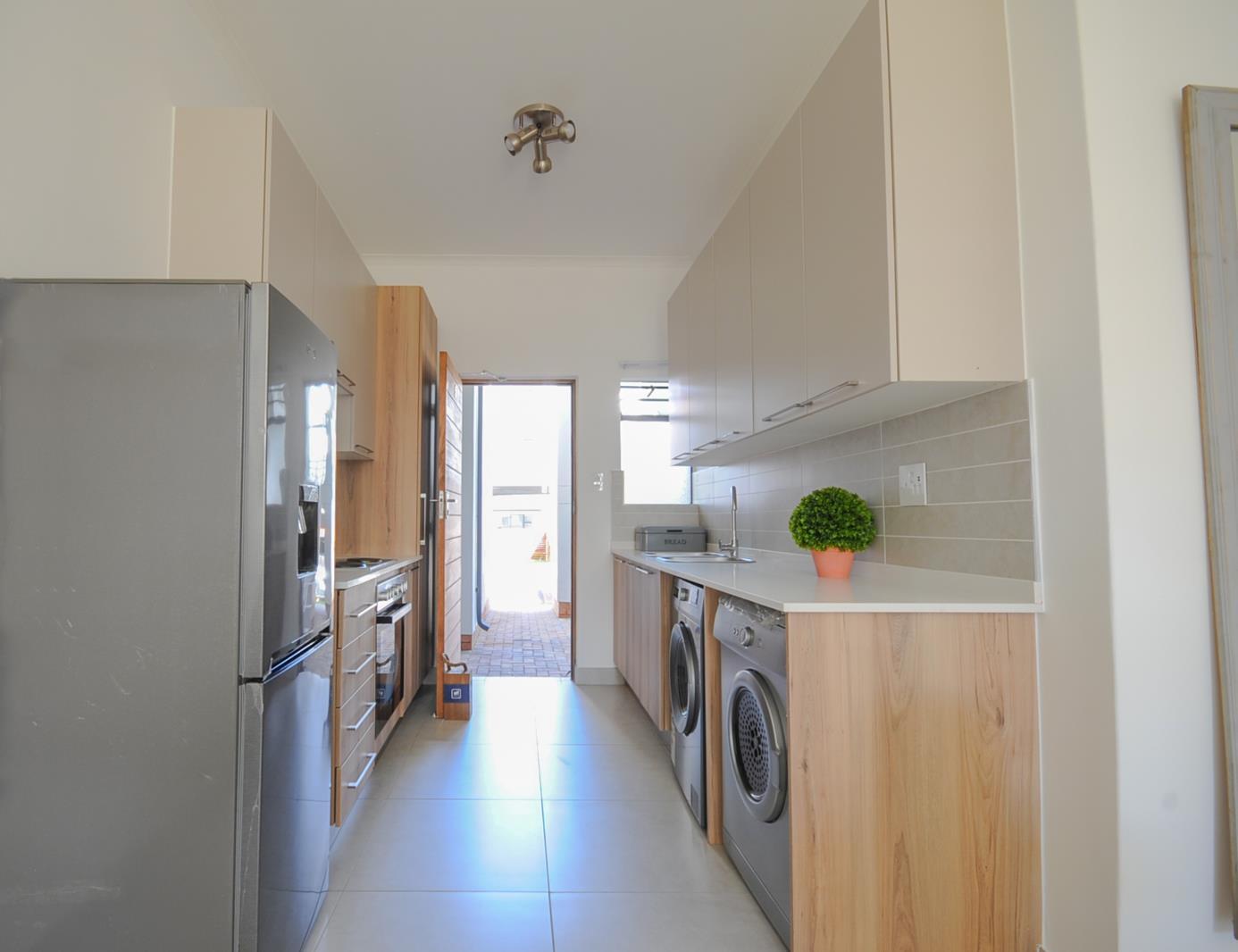 2 Bedroom Apartment in Irene