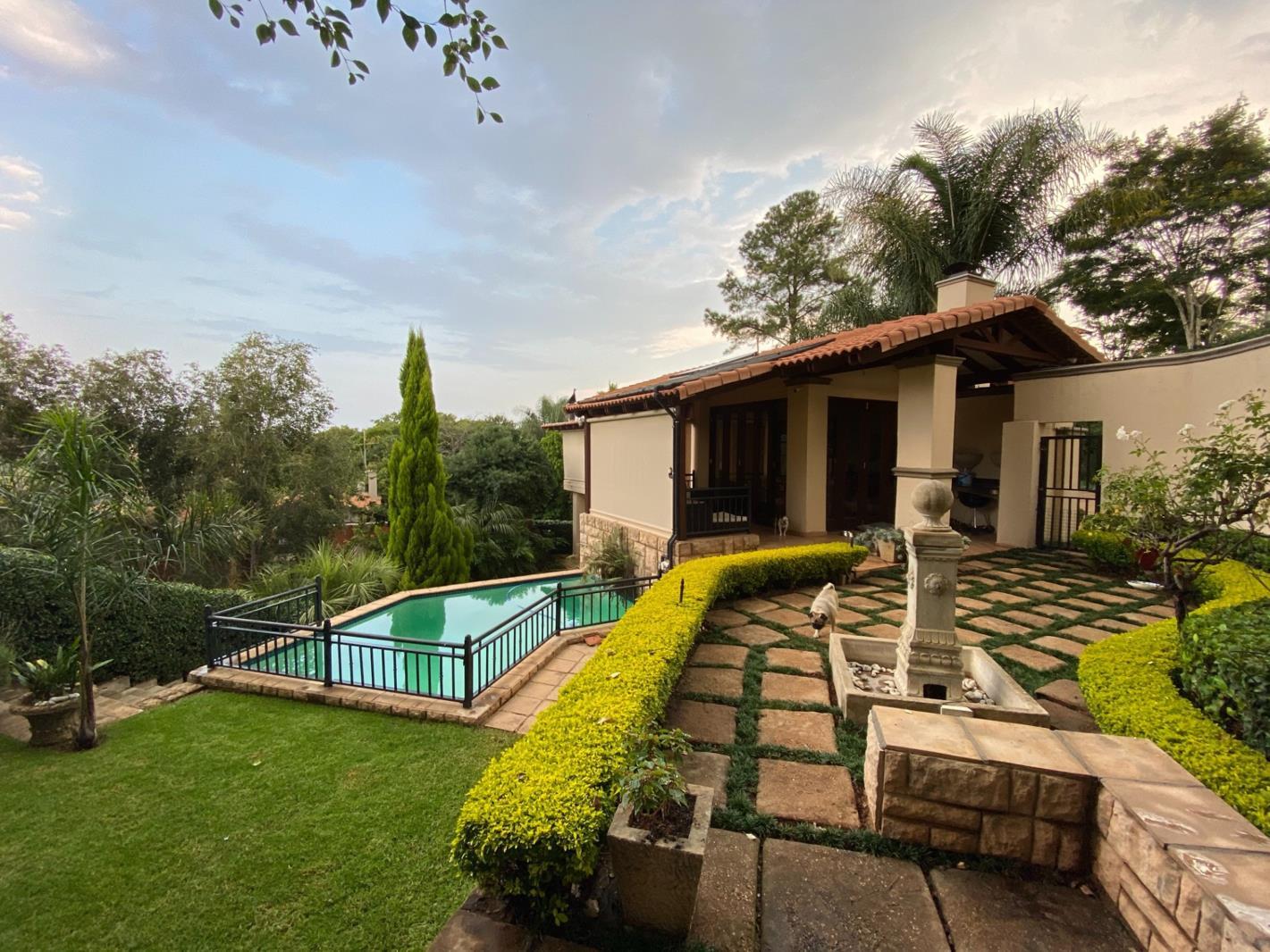 4 Bedroom House in Waterkloof Ridge