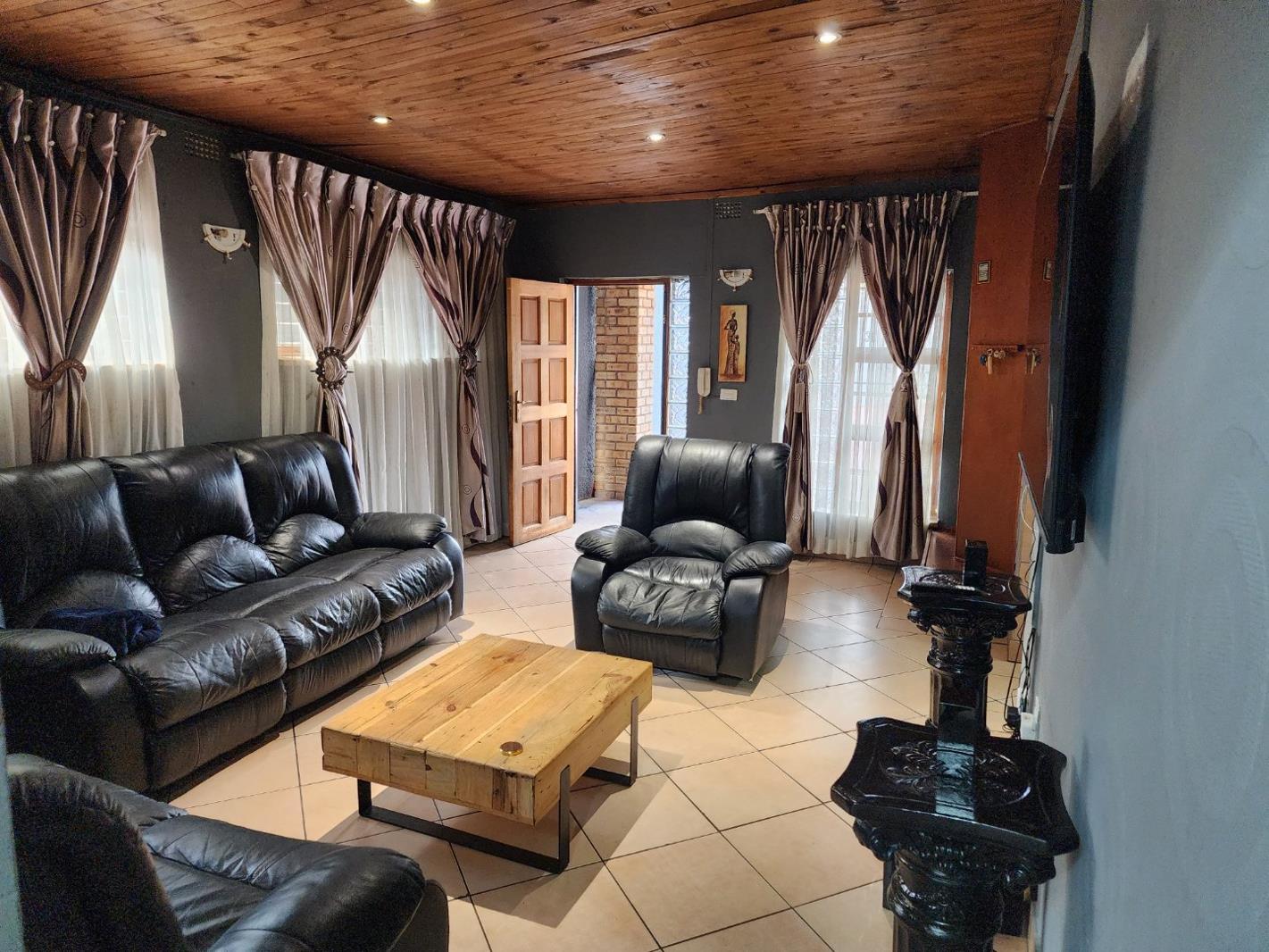 4 Bedroom House in Lindhaven