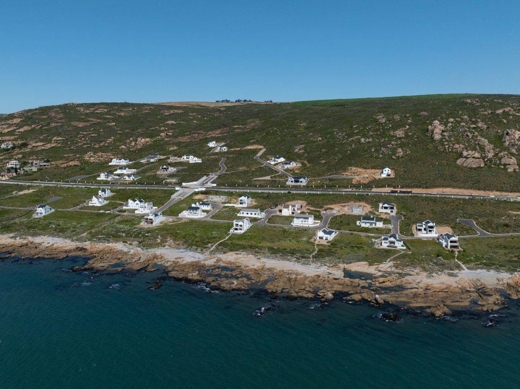 315 m² Land available in St Helena Views