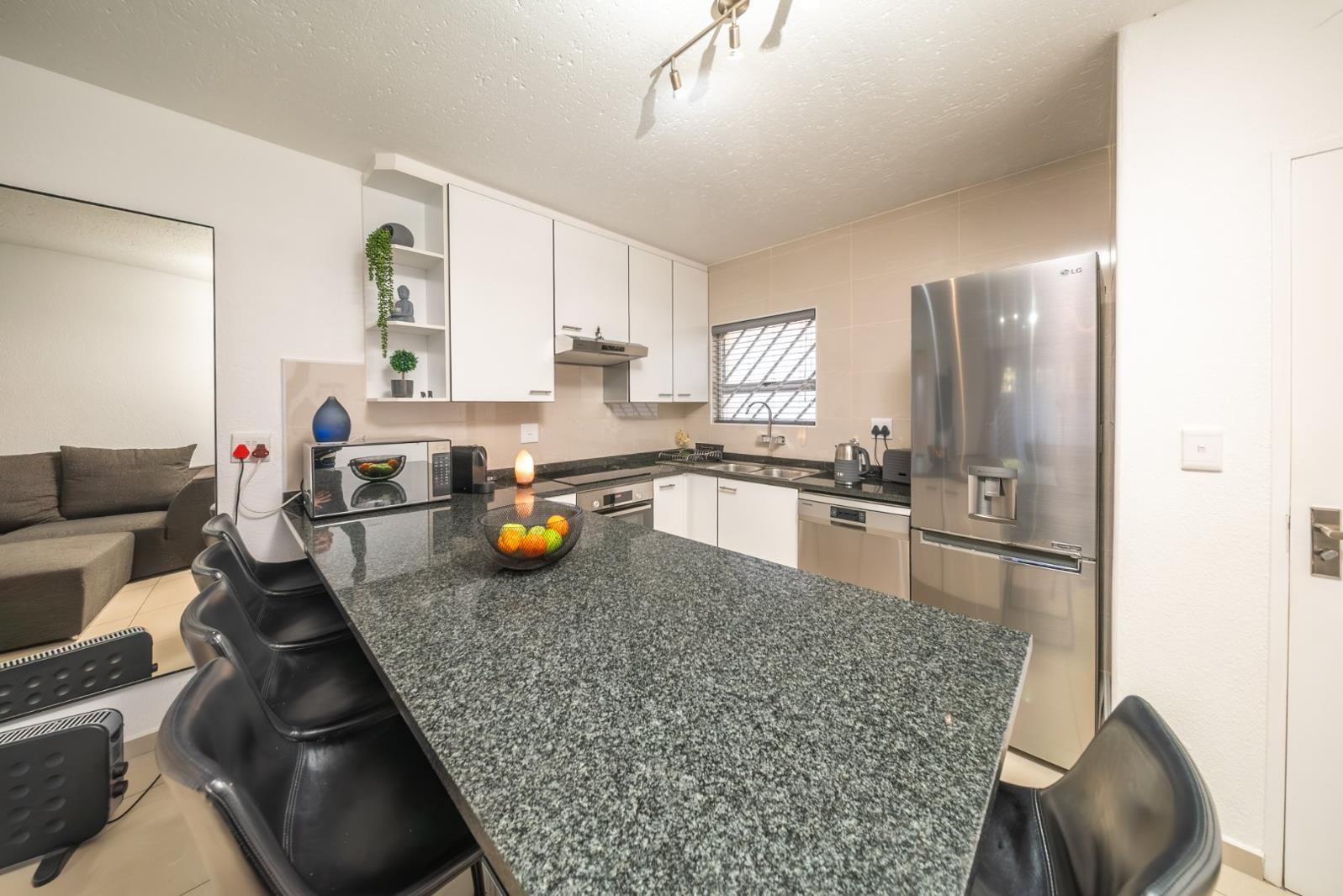 3 Bedroom Townhouse in Wannenburghoogte